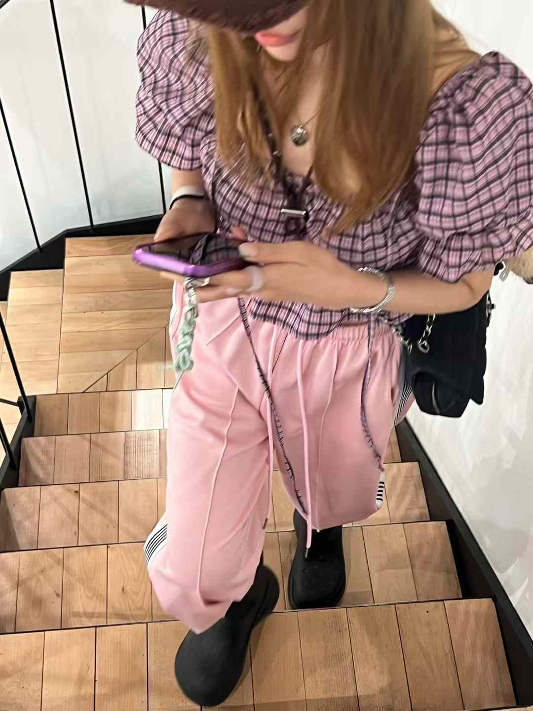May. 領泡泡袖上衣